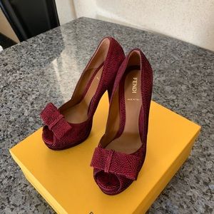 Brand new Fendi shoes size 6